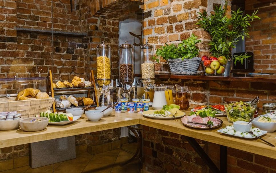 Buffet Photo