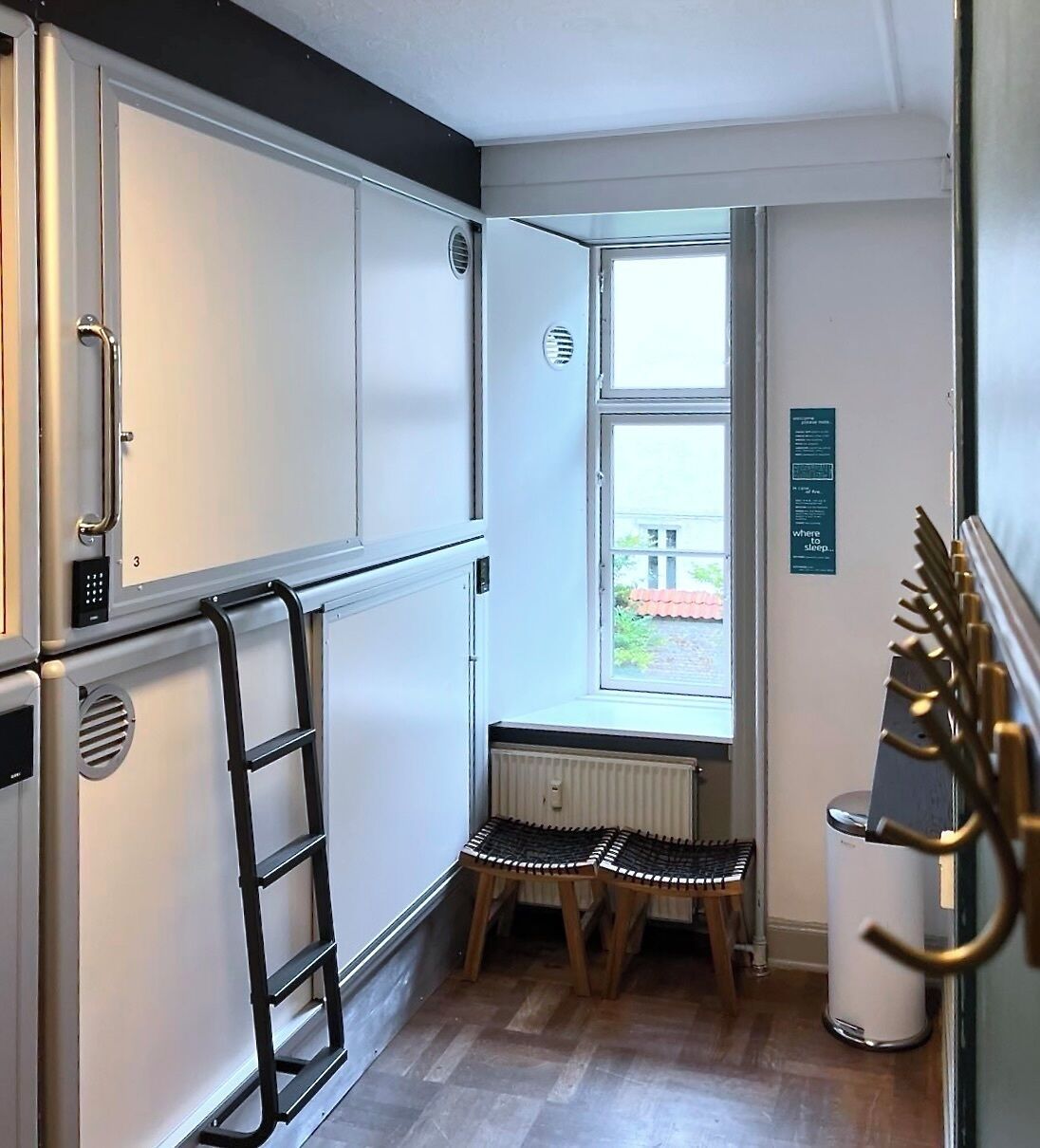 Room amenity