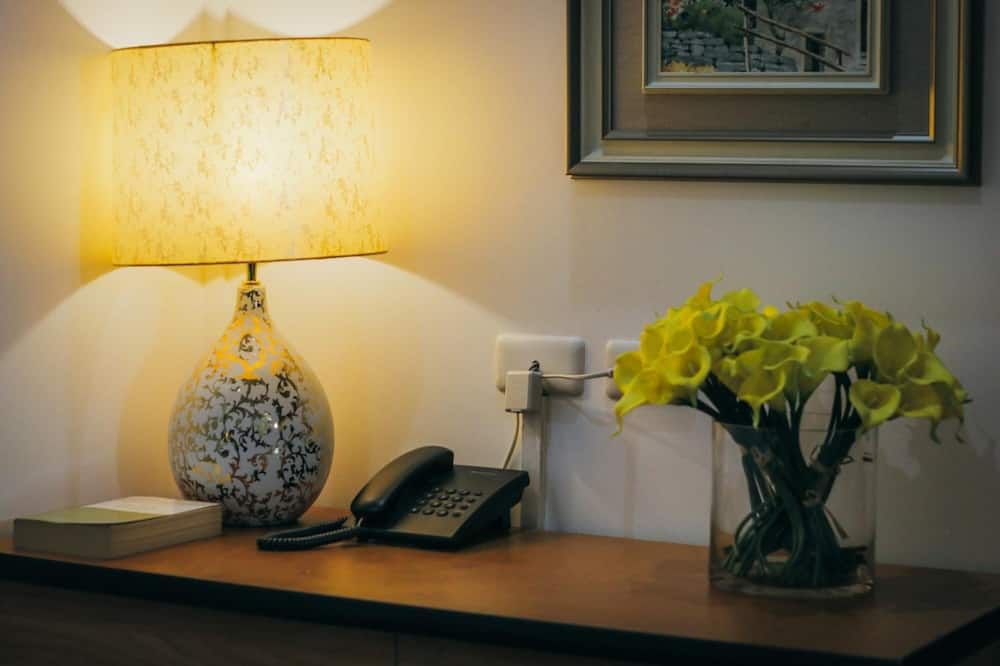 Room amenity