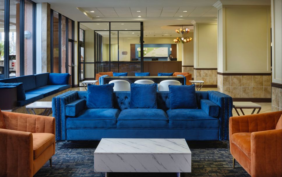 Lounge Photo