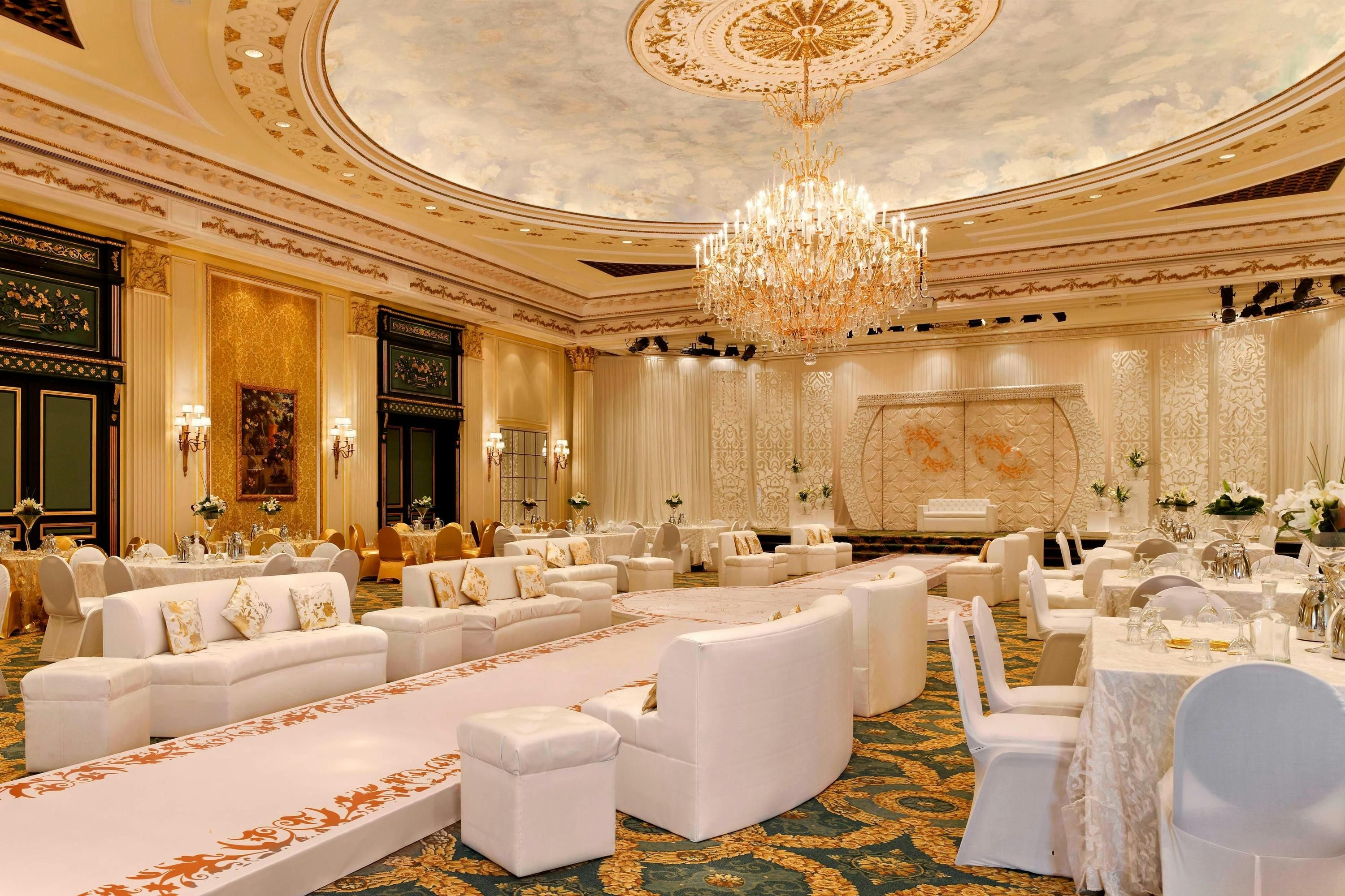 Banquet hall