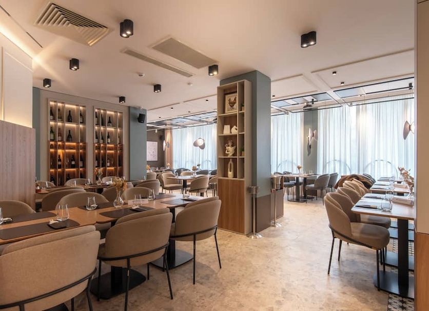 Restaurant Photo