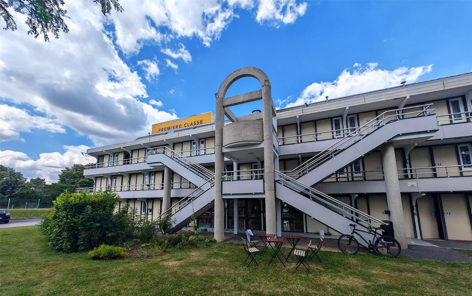 Building Photo