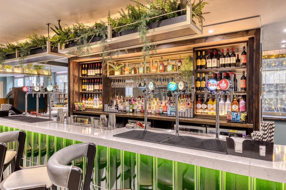 Bar Photo