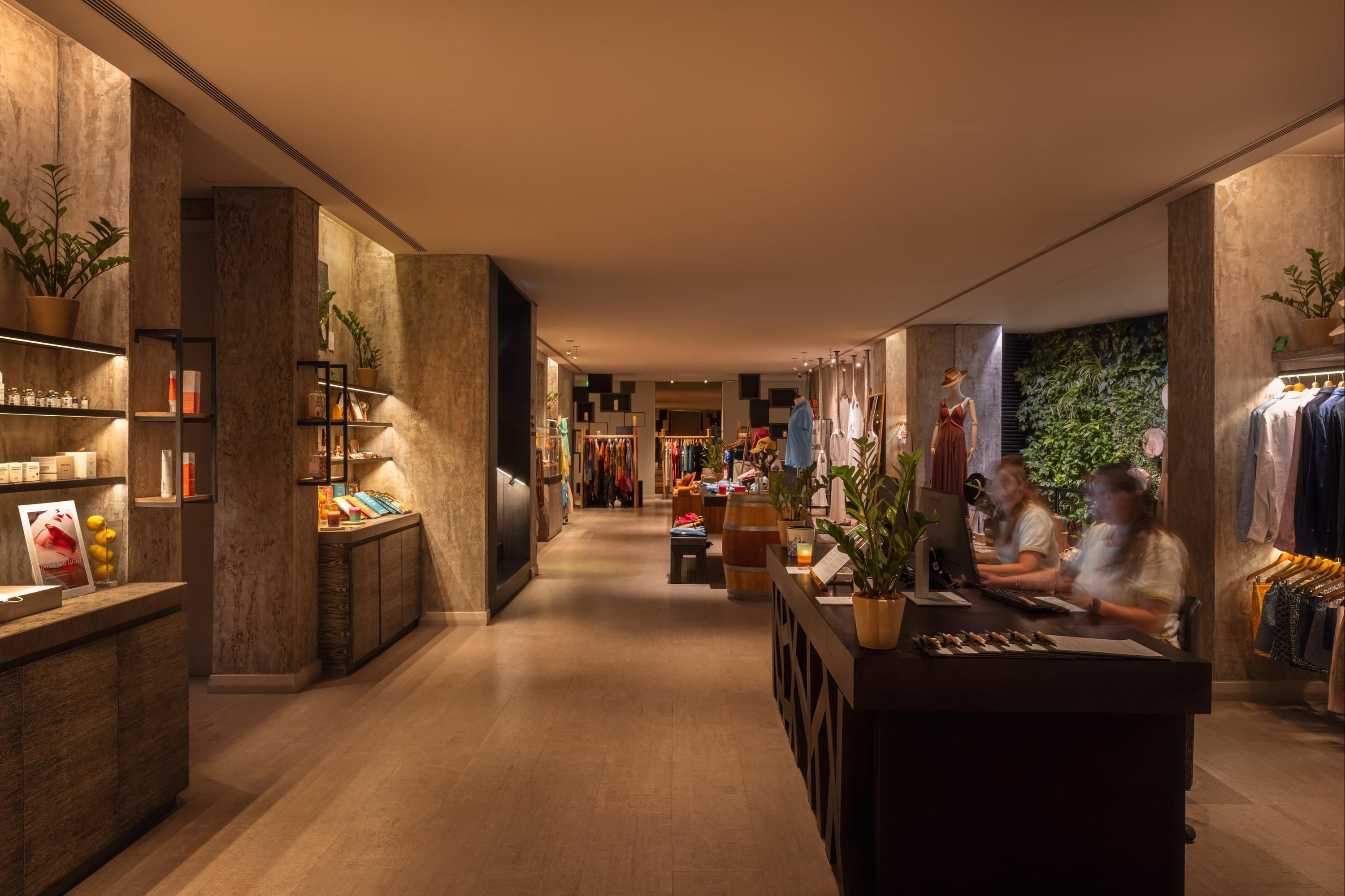 Hotel amenity