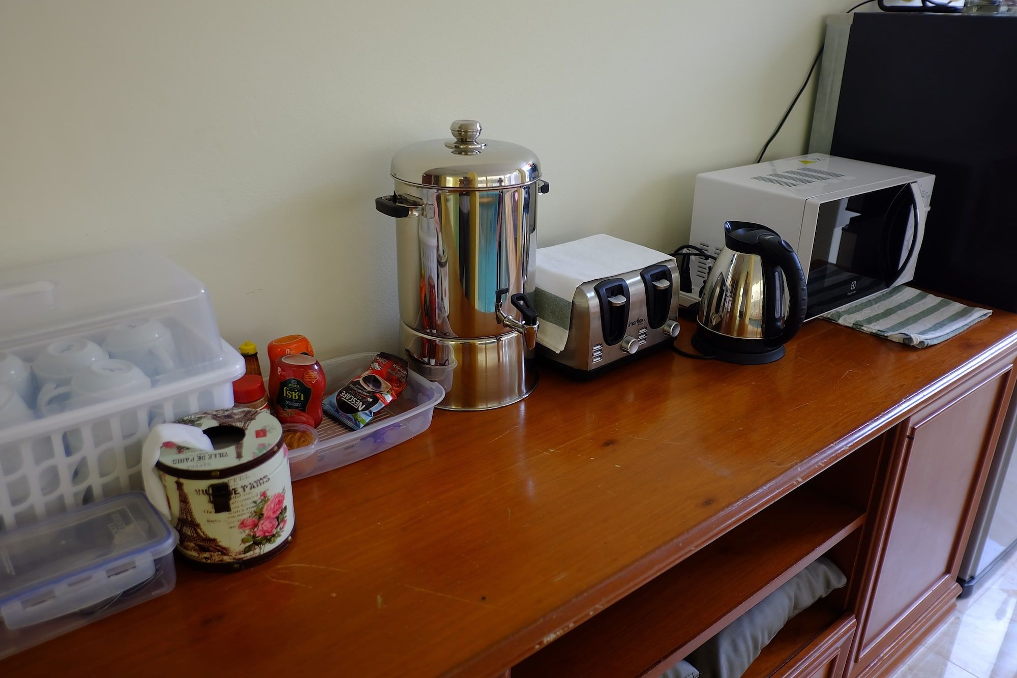 Room amenity