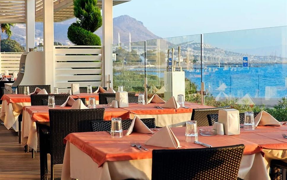 Restaurant Photo