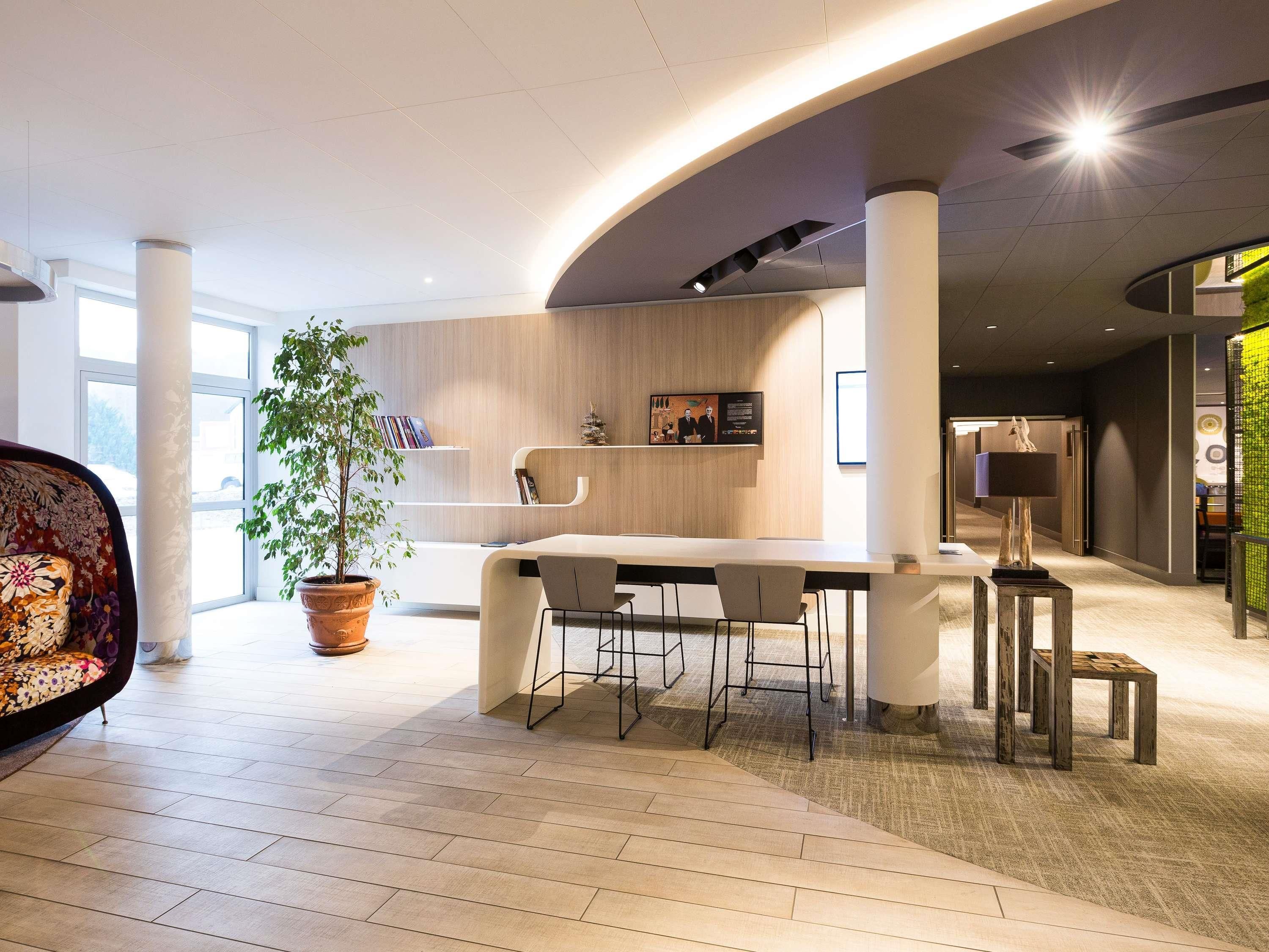 Business centre