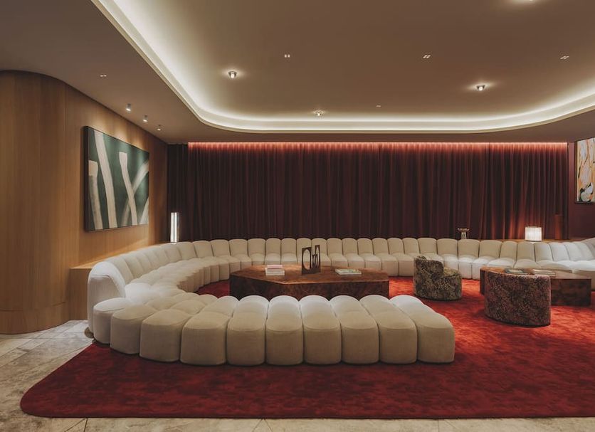 Lounge Photo