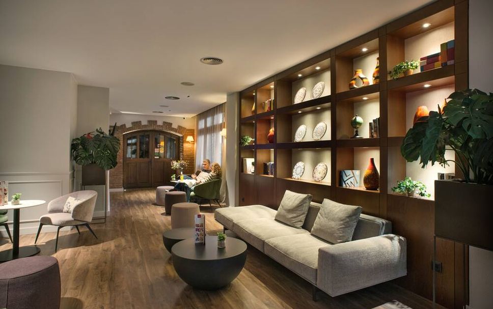Lounge Photo