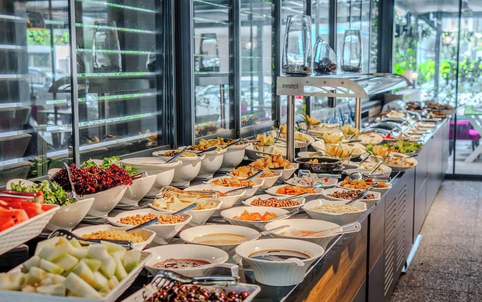 Buffet Photo