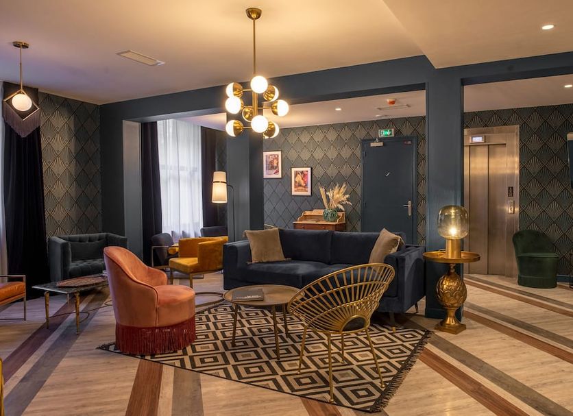 Lounge Photo
