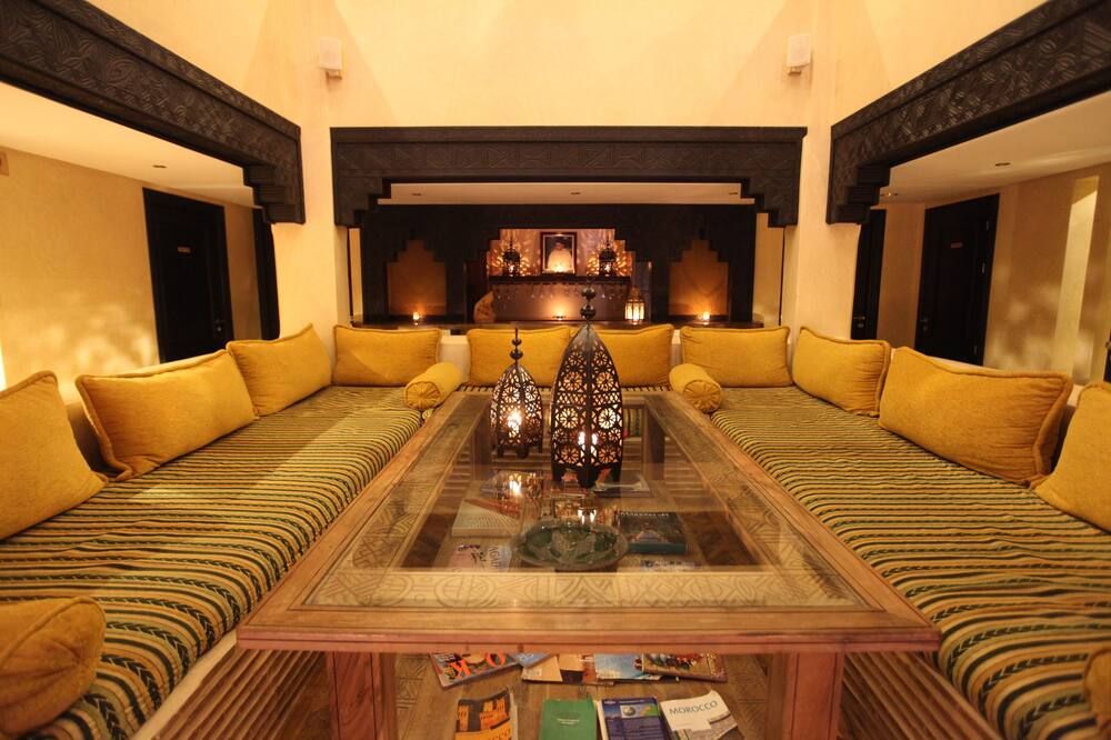 Lounge Photo