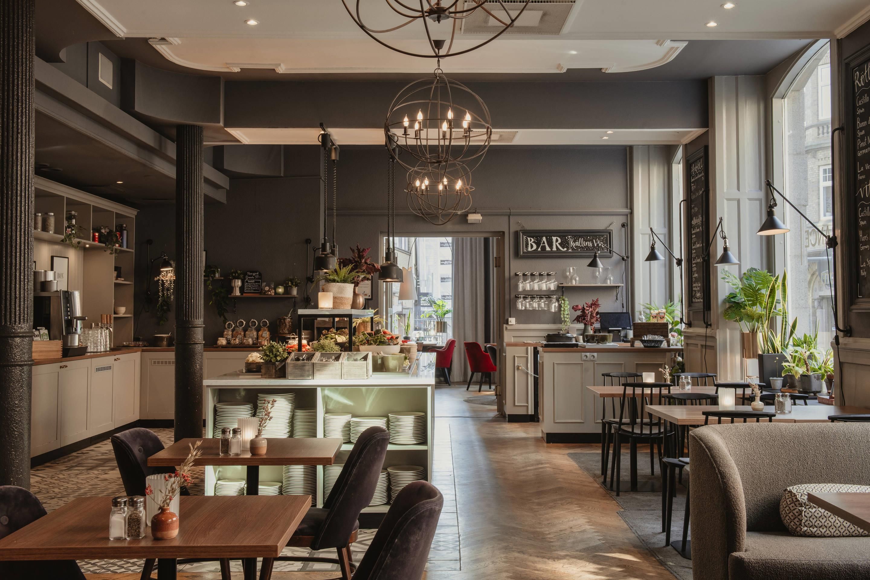 Dining room Photo