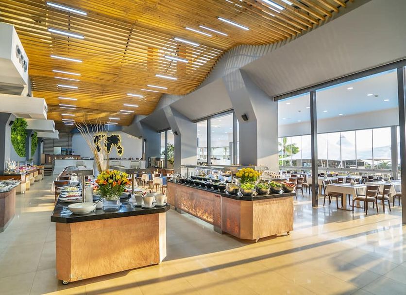 Buffet Photo