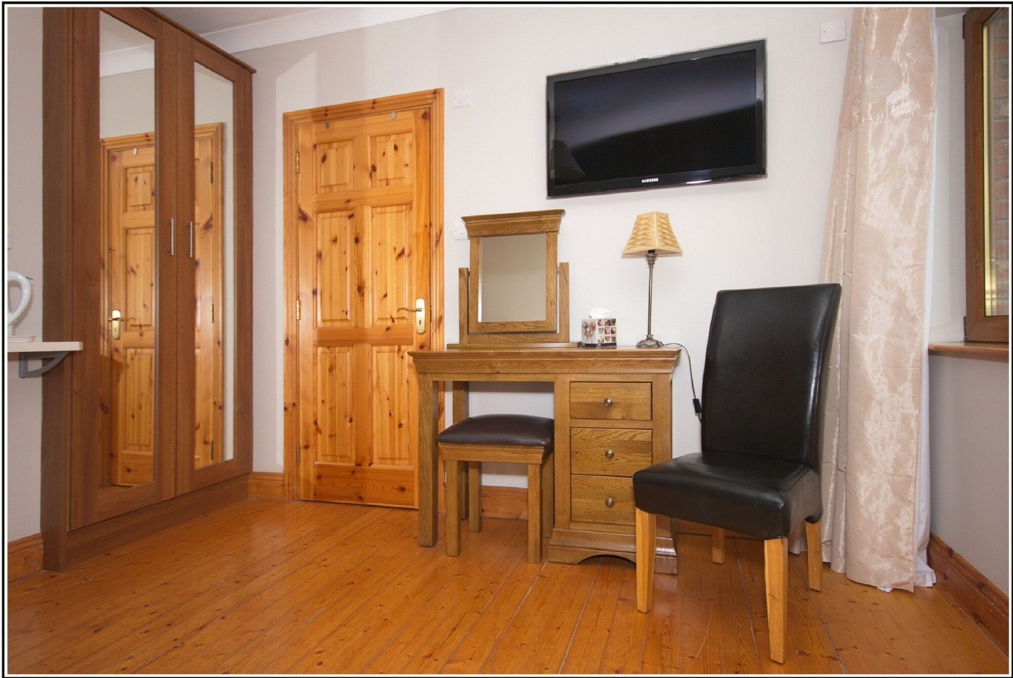 Room amenity