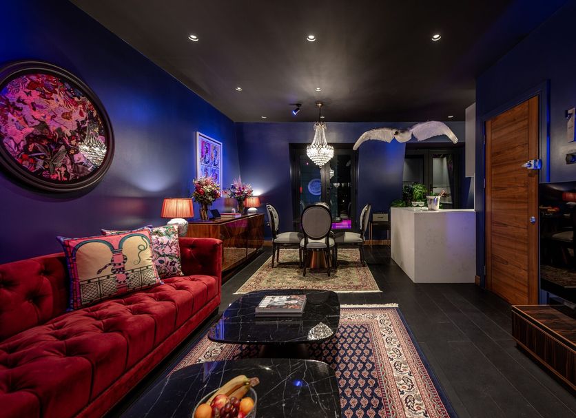 Lounge Photo