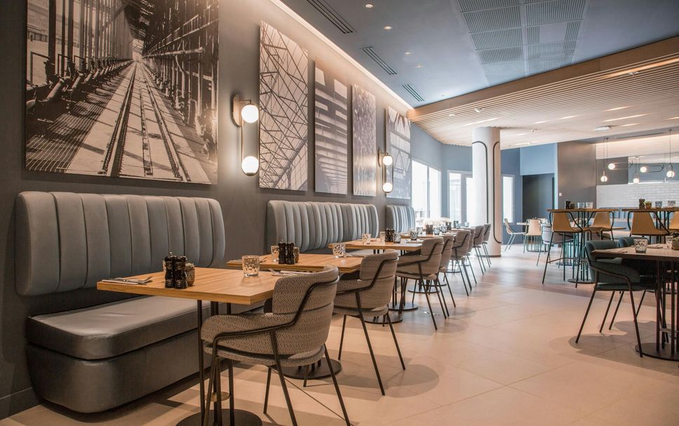 Restaurant Photo