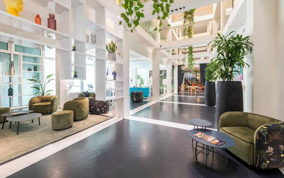 Lobby Photo