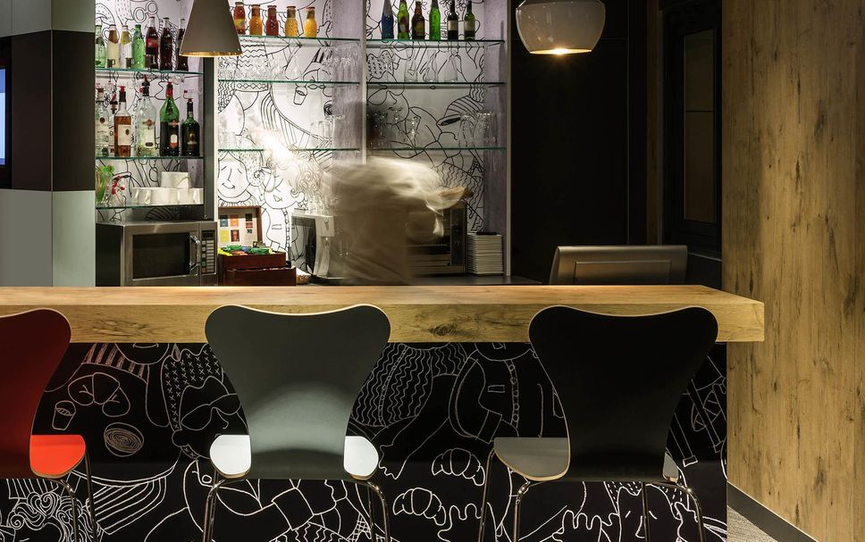 Bar Photo