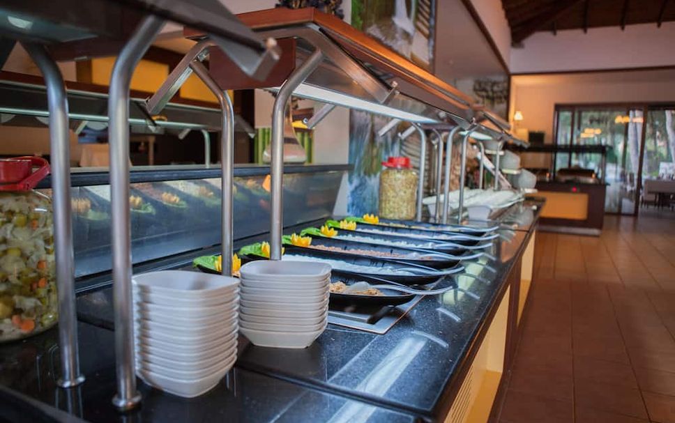Buffet Photo