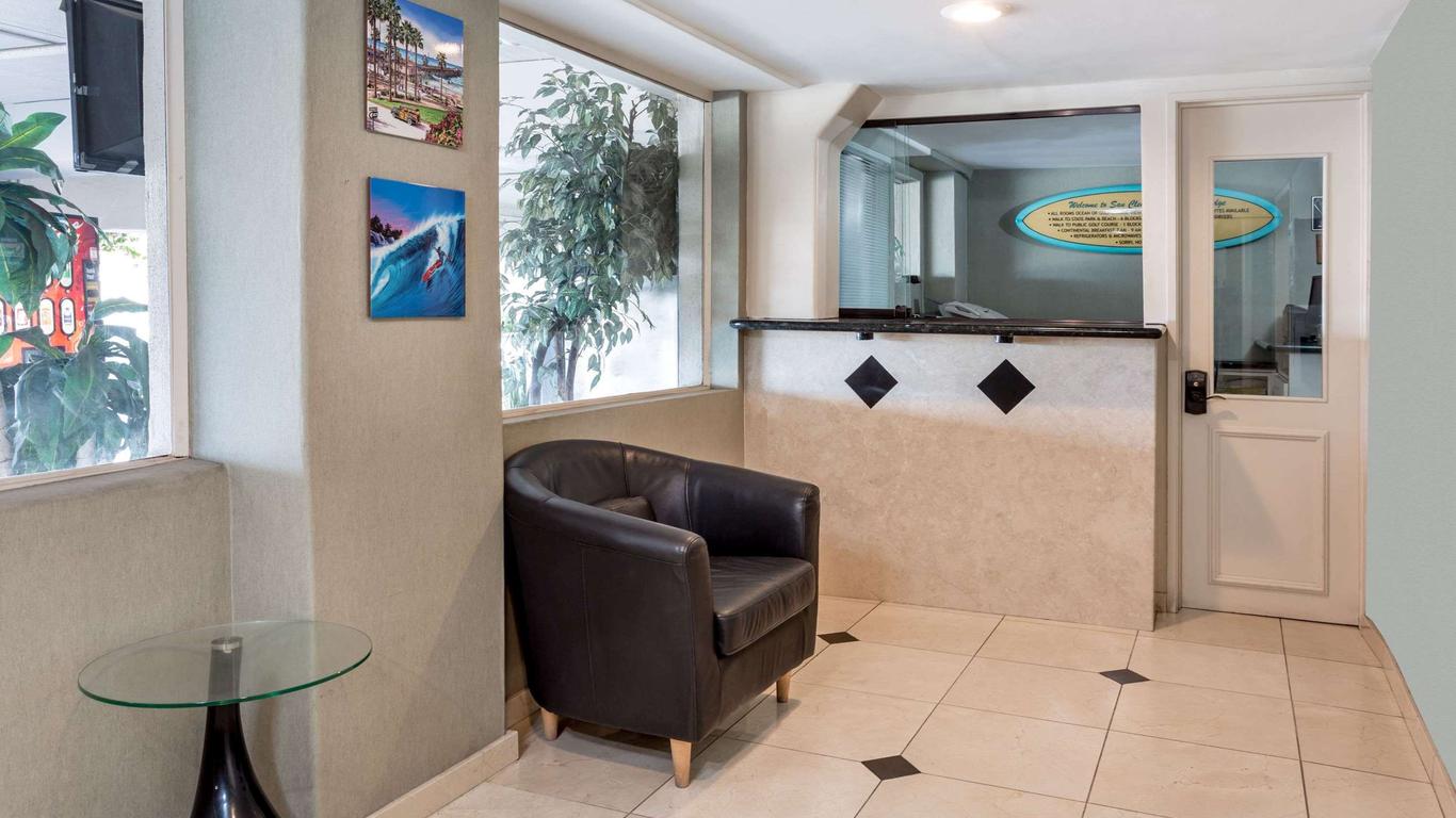 Travelodge by Wyndham San Clemente Beach