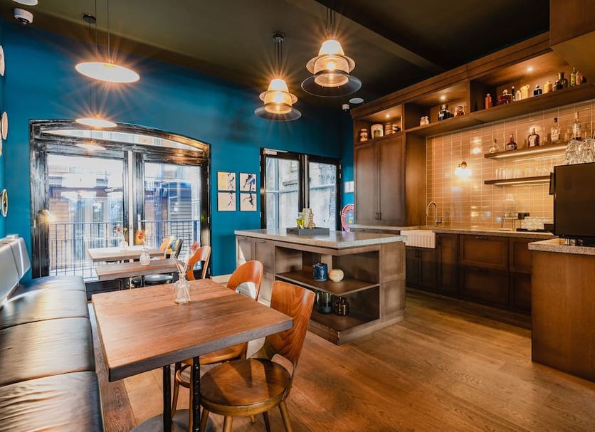 Dining room Photo