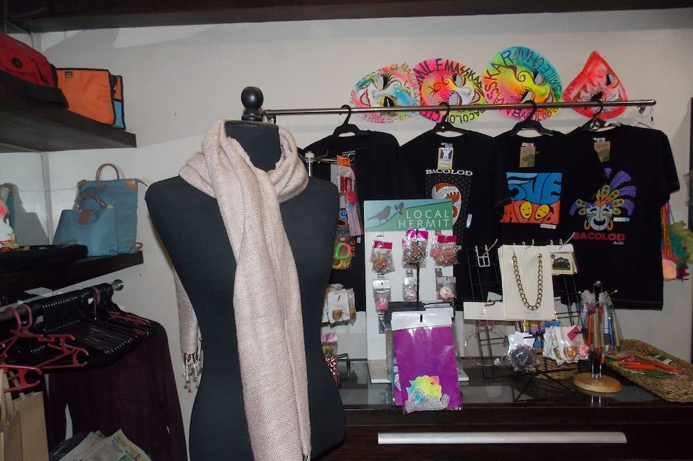 Room amenity