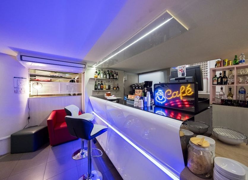 Bar Photo