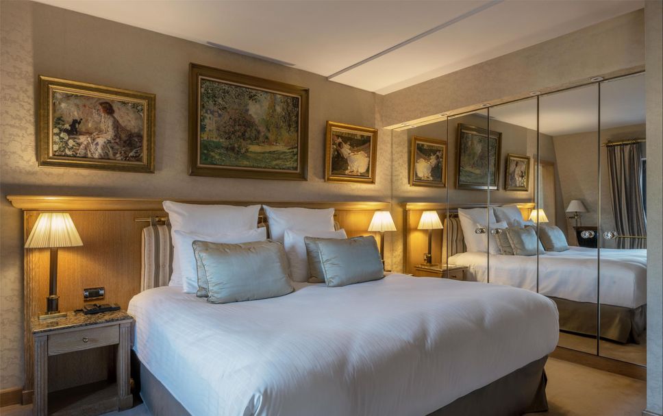Bedroom Photo