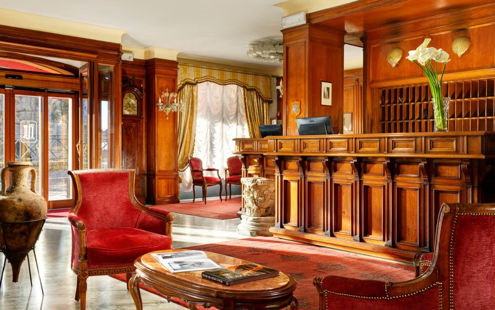 Lounge Photo