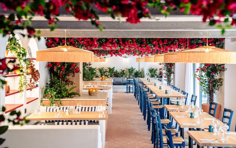 Restaurant Photo