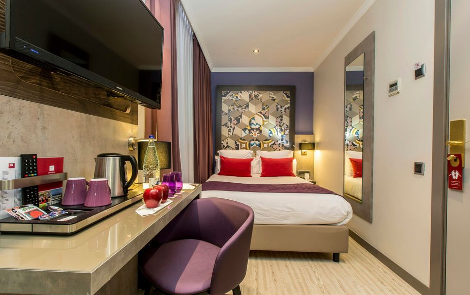 Bedroom Photo