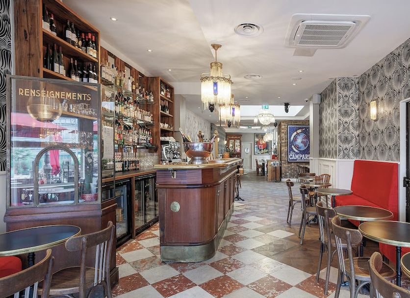 Bar Photo