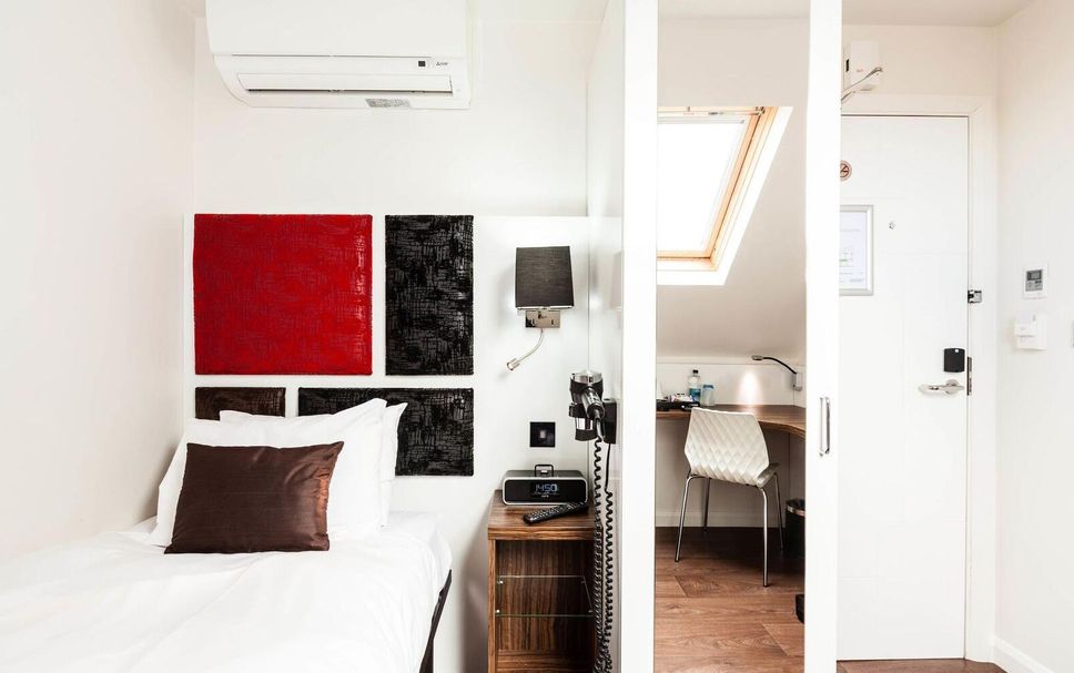 Bedroom Photo