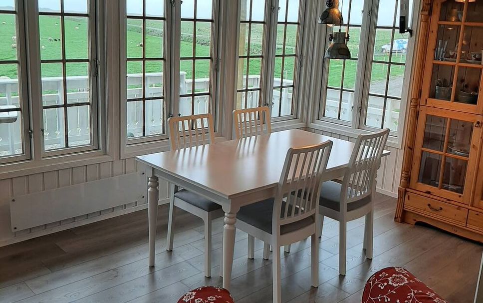 Dining room Photo