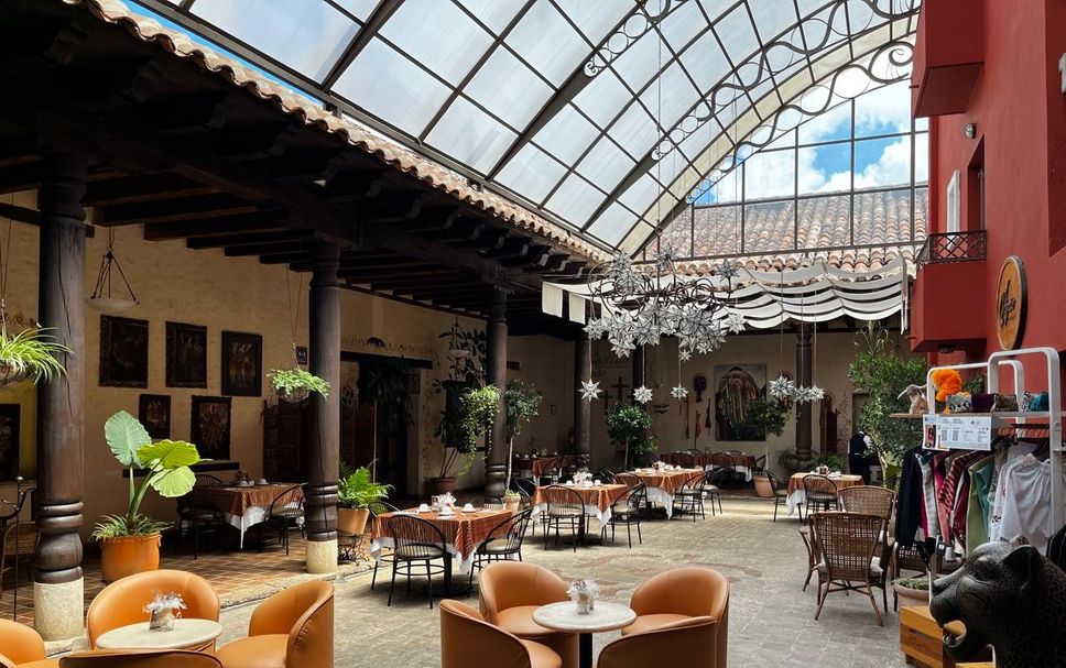 Restaurant Photo