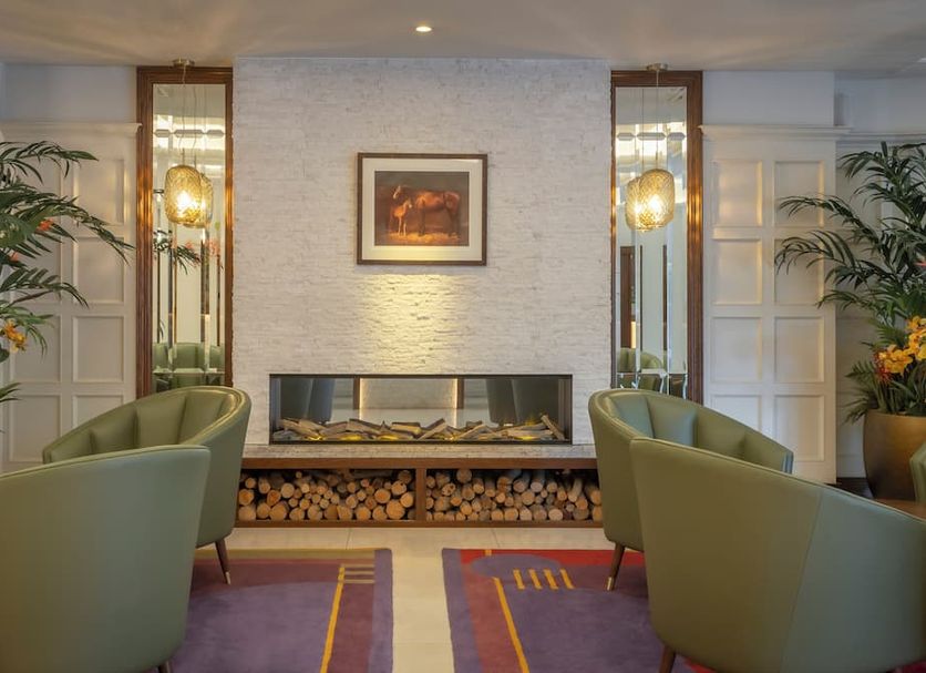 Lounge Photo