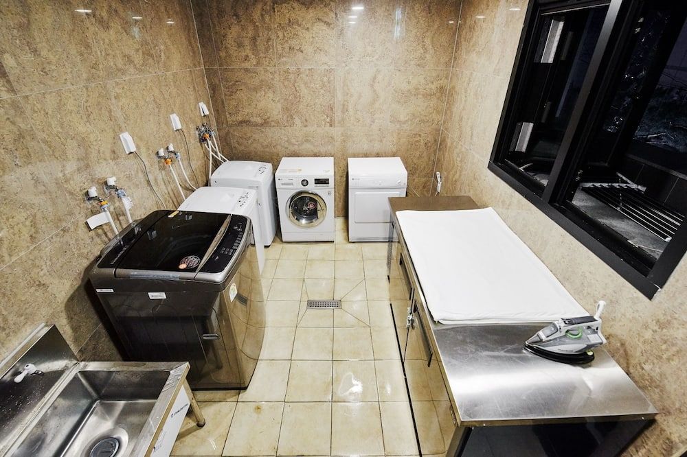 Laundry facility