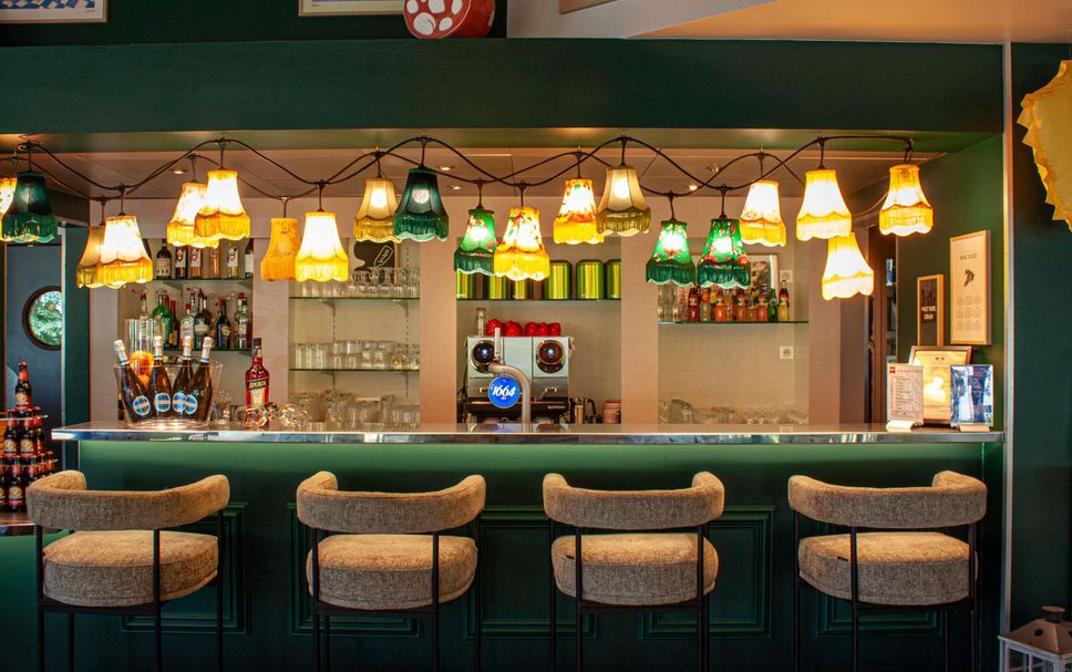 Bar Photo