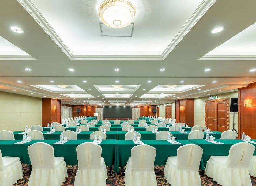 Banquet hall Photo
