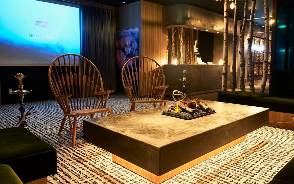 Lounge Photo