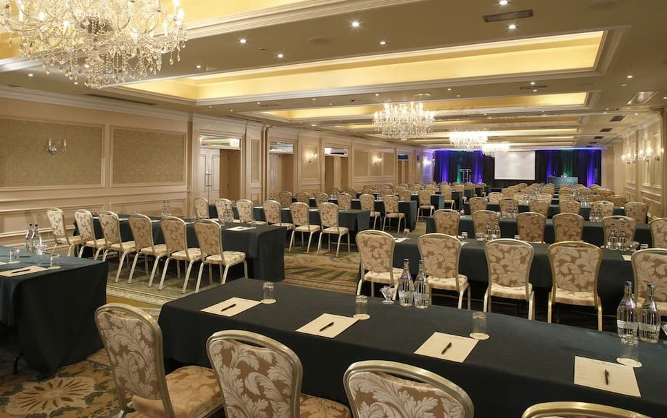 Banquet hall Photo