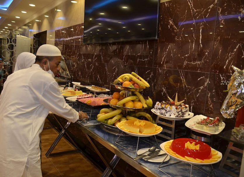 Buffet Photo