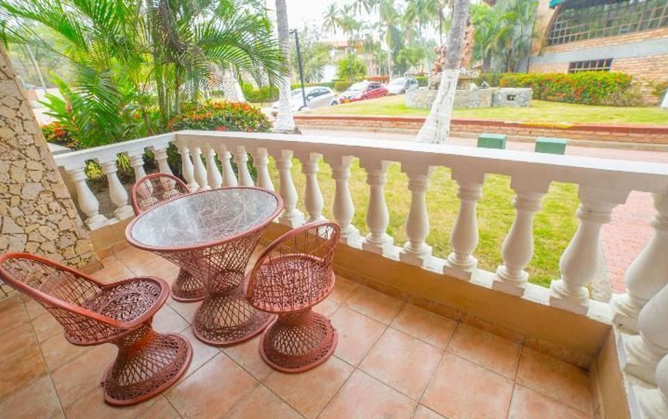 Balcony Photo