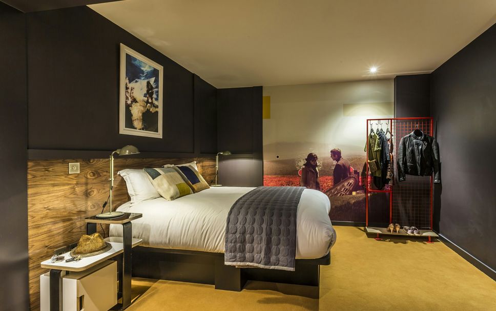 Bedroom Photo