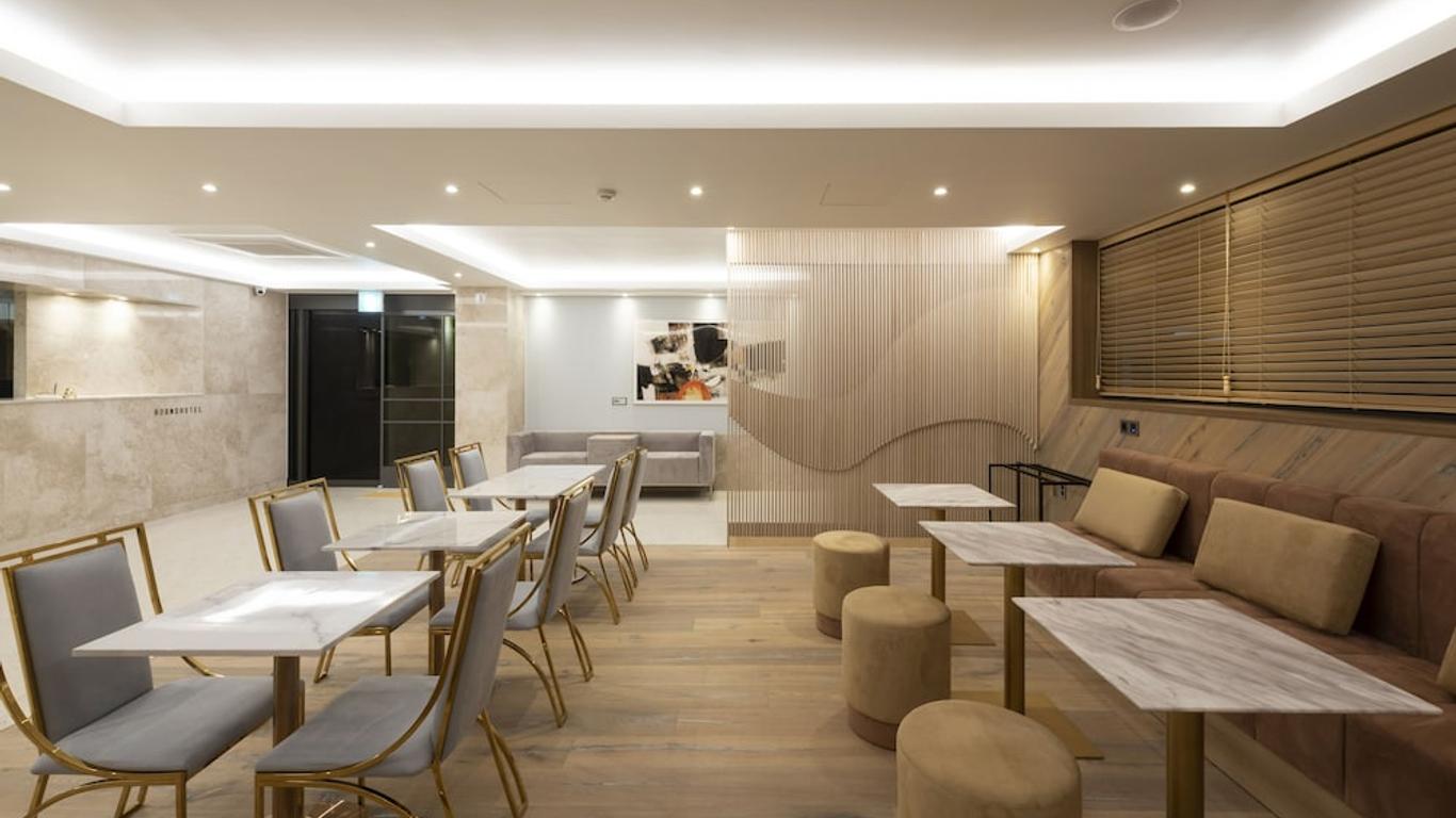 Hound Hotel Yeonsan