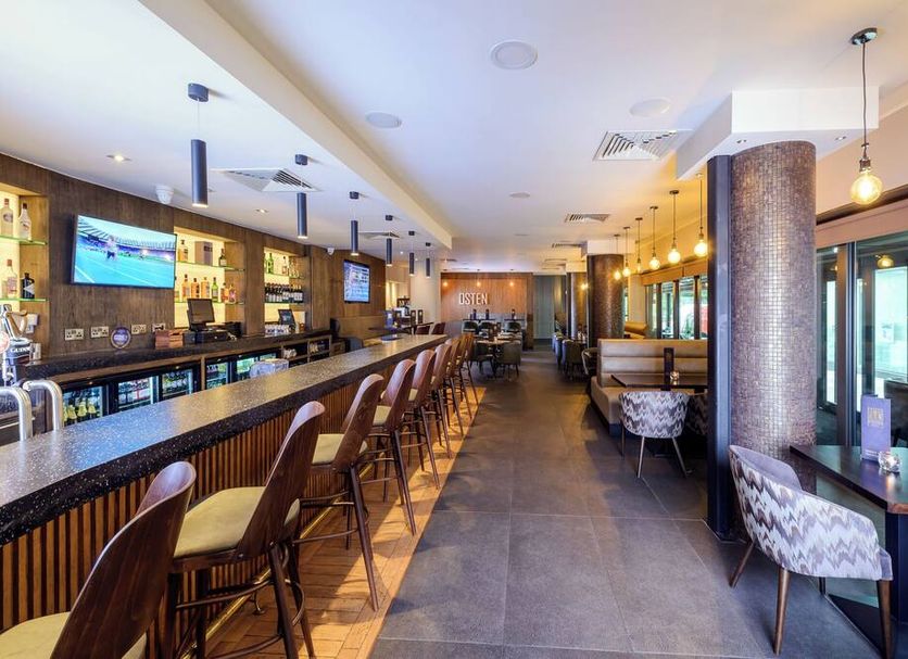 Bar Photo