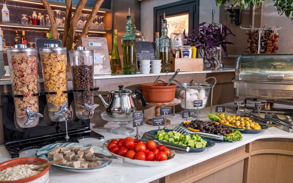 Buffet Photo