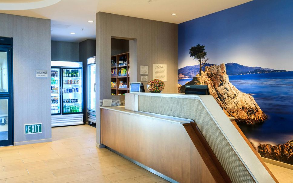 Front desk Photo